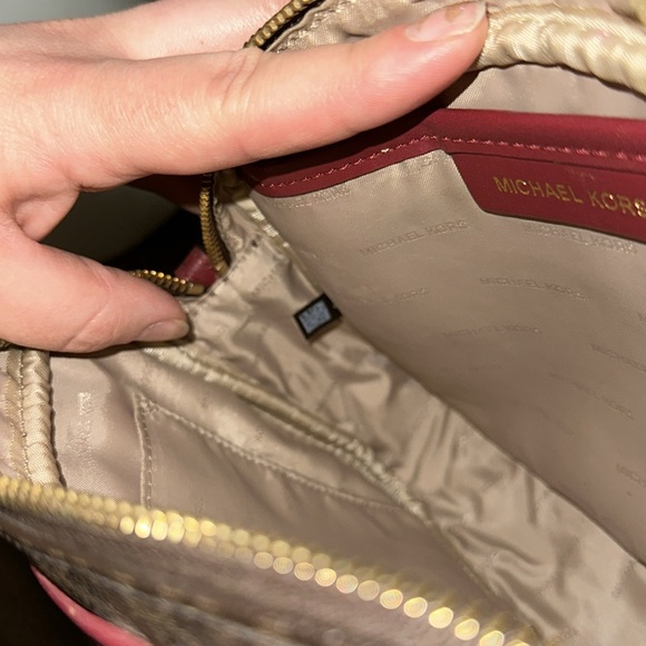 Michael Kors Jet Set signature - Picture 13 of 13